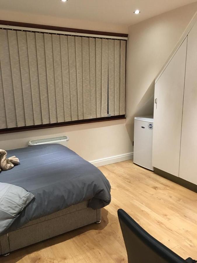 Studio Flat In The Heart Of Golders Green Londra Exterior foto