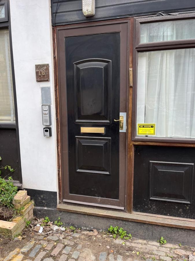 Studio Flat In The Heart Of Golders Green Londra Exterior foto